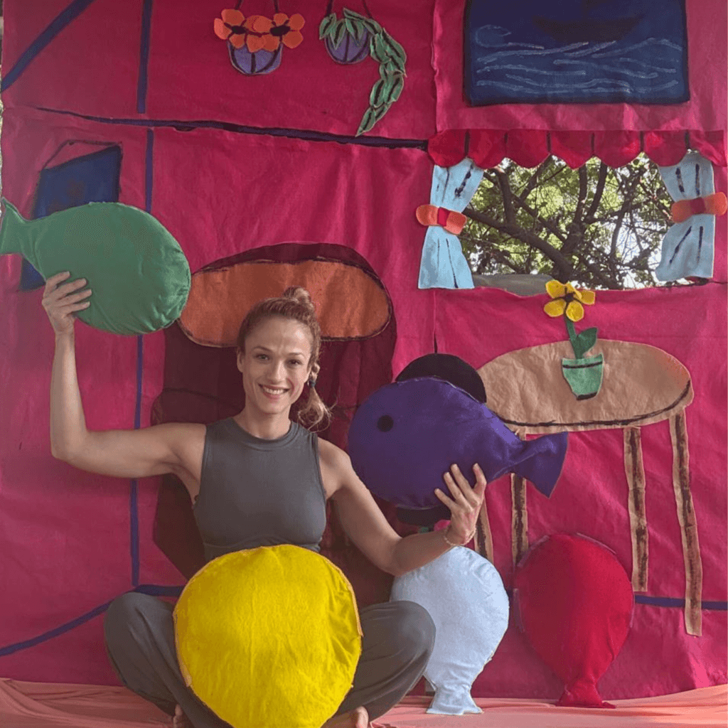 הצגת ילדים על שמחה, משחק והתמודדות עם תסכול