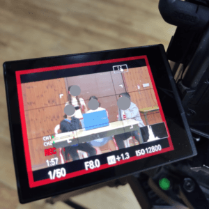 ילדים מצולמים בסדנת תרפיה משחק