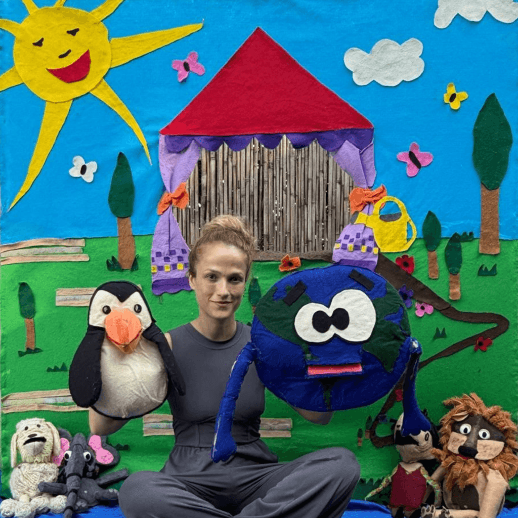 הצגת ילדים על חברות, אמפתיה ונתינה