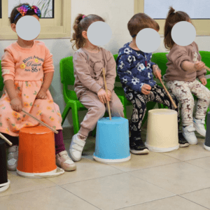 הצגה בשילוב תיפוף וקצב