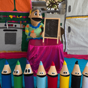 הצגת ילדים לגילאי פעוטות בנושא צבעים